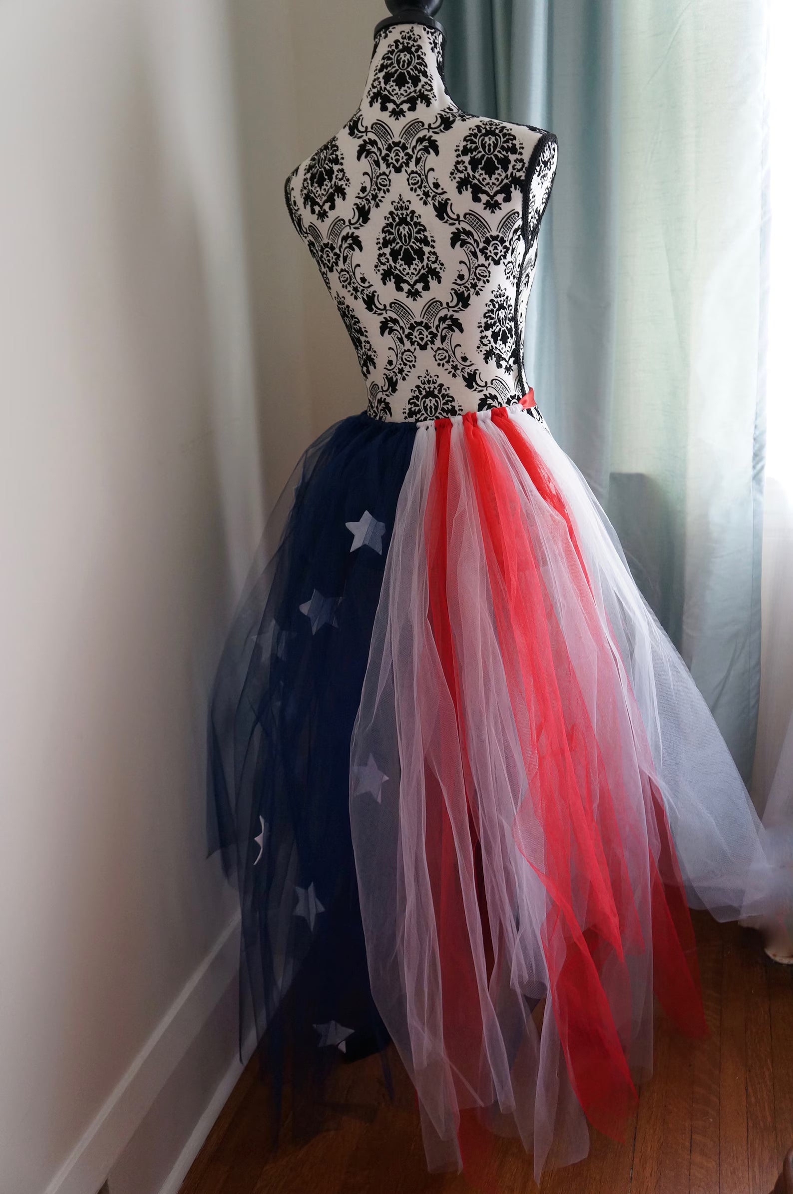USA Tulle Overskirt & Train with Felt Stars – Adult